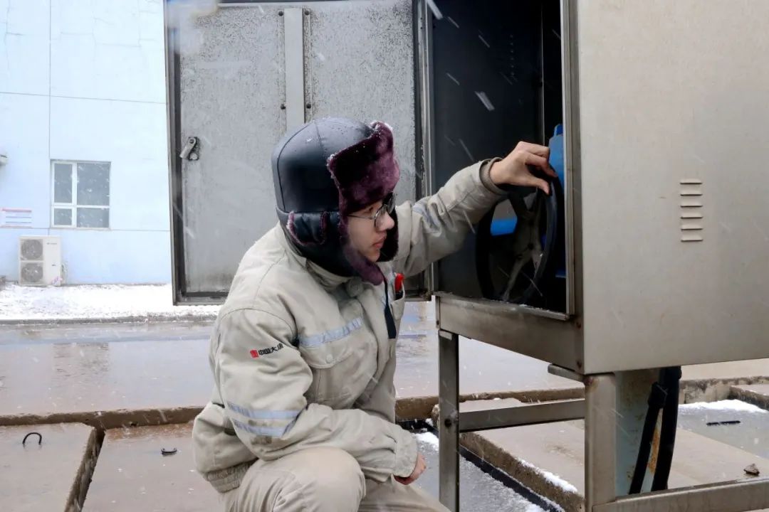 1705971660413012865.jpg 007王1.jpg