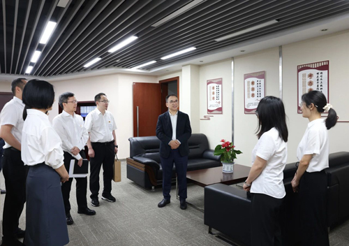 1717380875444069817.jpg 1717374409466071938.jpg