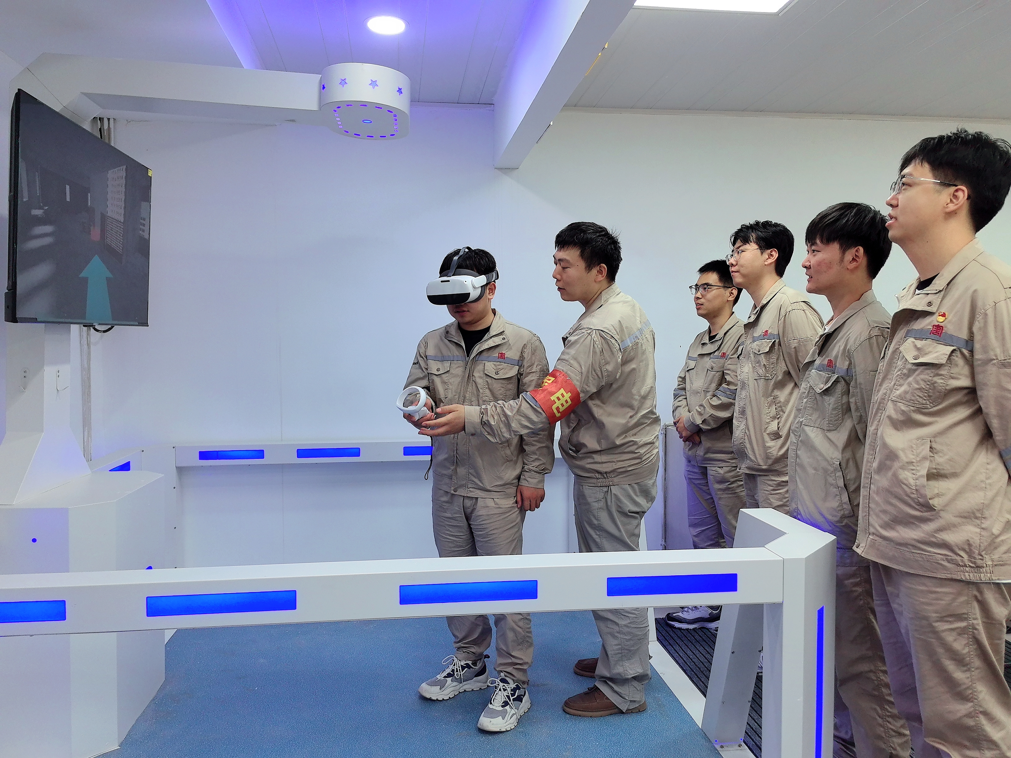 1721281858813076685.jpg VR體驗(yàn)高處墜落.jpg