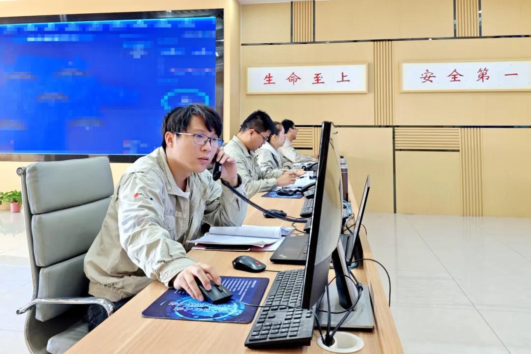 1728982599770007236.jpg 0005.jpg