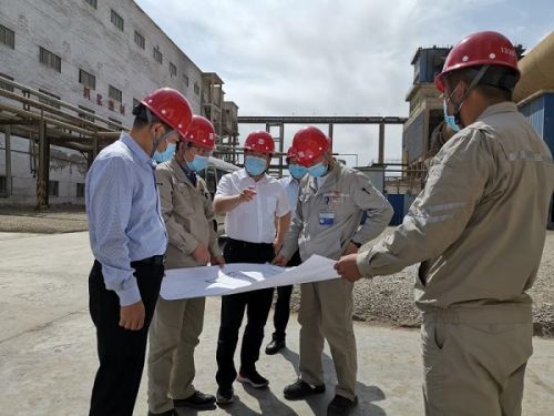 梁永磐到公司在蒙企業(yè)督導(dǎo)檢查“兩會(huì)”保電