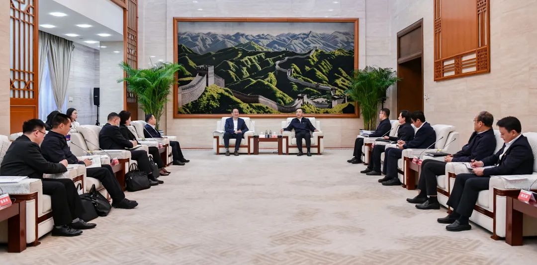 4，26會見 df8a9bca2a5d96592a22791dc1068a2.jpg